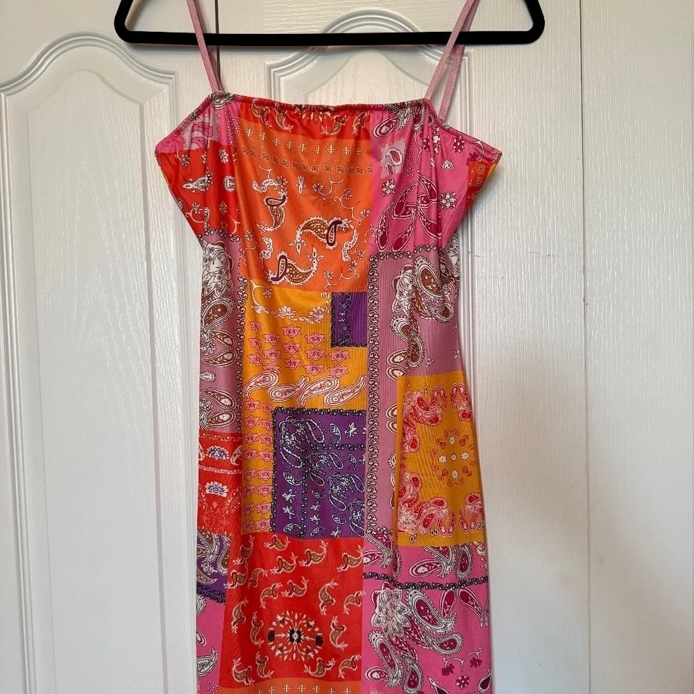 Y2K Bandana Patchwork Mini Dress – Size Large – Trendy & Bold! 💖🔥 - Picture 4 of 6